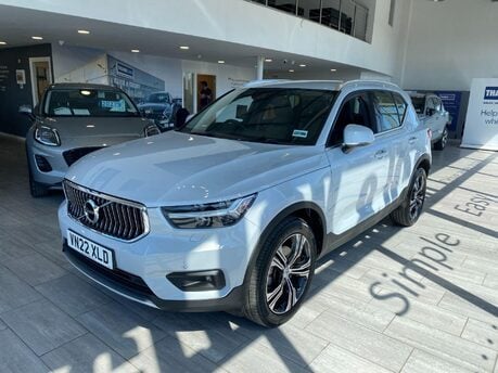 Volvo XC40 2.0 B4 MHEV Inscription Pro DCT Auto Euro 6 (s/s) 5dr