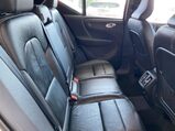 Volvo XC40 2.0 B4 MHEV Inscription Pro DCT Auto Euro 6 (s/s) 5dr 18