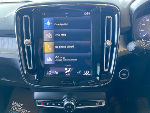 Volvo XC40 2.0 B4 MHEV Inscription Pro DCT Auto Euro 6 (s/s) 5dr 30