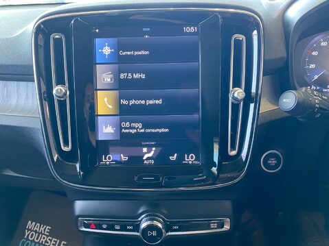 Volvo XC40 2.0 B4 MHEV Inscription Pro DCT Auto Euro 6 (s/s) 5dr 30