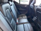 Volvo XC40 2.0 B4 MHEV Inscription Pro DCT Auto Euro 6 (s/s) 5dr 18
