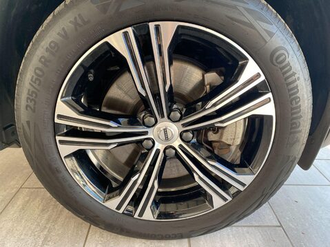 Volvo XC40 1.5h T4 Recharge 10.7kWh Inscription Auto Euro 6 (s/s) 5dr 4