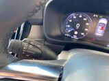 Volvo XC40 1.5h T4 Recharge 10.7kWh Inscription Auto Euro 6 (s/s) 5dr 27