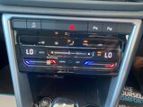 Volkswagen T-Roc 1.5 TSI Life DSG Euro 6 (s/s) 5dr 28