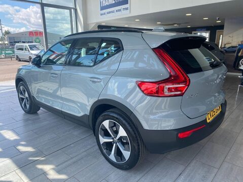 Volvo XC40 2.0 B4 MHEV Plus DCT Auto Euro 6 (s/s) 5dr 13