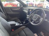 Volvo XC40 2.0 B4 MHEV Plus DCT Auto Euro 6 (s/s) 5dr 22