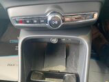 Volvo XC40 2.0 B4 MHEV Plus DCT Auto Euro 6 (s/s) 5dr 32