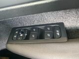 Volvo XC40 2.0 B4 MHEV Plus DCT Auto Euro 6 (s/s) 5dr 34