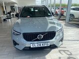 Volvo XC40 2.0 B3 MHEV Plus DCT Auto Euro 6 (s/s) 5dr 2
