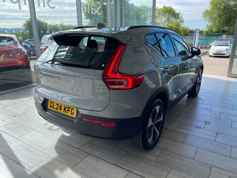 Volvo XC40 2.0 B3 MHEV Plus DCT Auto Euro 6 (s/s) 5dr 6