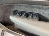 Volvo XC40 2.0 B3 MHEV Plus DCT Auto Euro 6 (s/s) 5dr 21