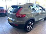Volvo XC40 2.0 B3 MHEV Plus DCT Auto Euro 6 (s/s) 5dr 8