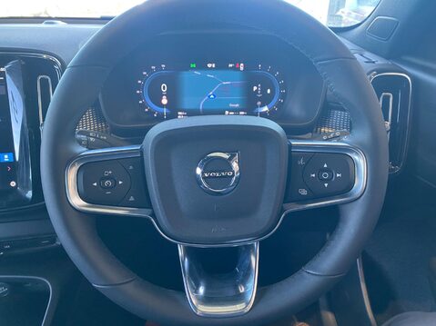Volvo XC40 2.0 B3 MHEV Plus DCT Auto Euro 6 (s/s) 5dr 24