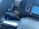 Volvo XC40 2.0 B3 MHEV Plus DCT Auto Euro 6 (s/s) 5dr 28
