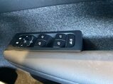 Volvo XC40 2.0 B3 MHEV Plus DCT Auto Euro 6 (s/s) 5dr 32