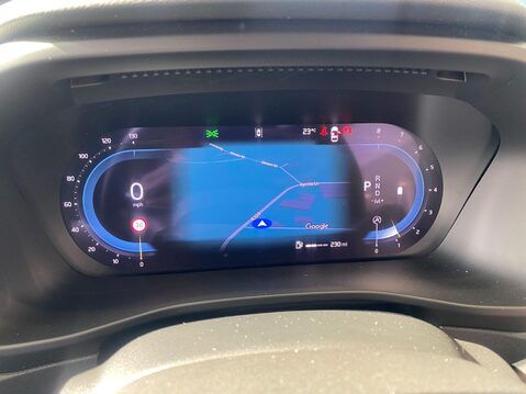 Volvo XC40 2.0 B3 MHEV Plus DCT Auto Euro 6 (s/s) 5dr 27