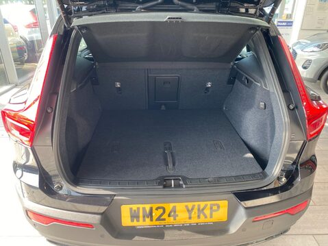 Volvo XC40 2.0 B3 MHEV Plus DCT Auto Euro 6 (s/s) 5dr 15