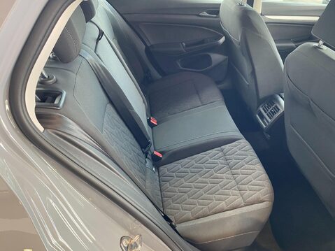 Volkswagen Golf 1.5 TSI Life Euro 6 (s/s) 5dr 14