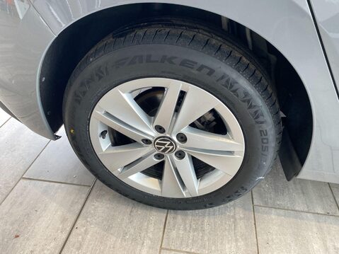 Volkswagen Golf 1.5 TSI Life Euro 6 (s/s) 5dr 12