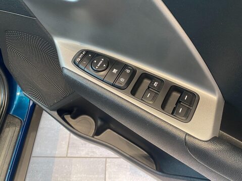 Kia Niro 1.6 GDi 2 DCT Euro 6 (s/s) 5dr 16