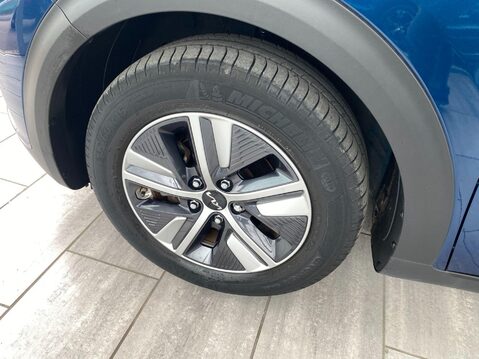 Kia Niro 1.6 GDi 2 DCT Euro 6 (s/s) 5dr 8