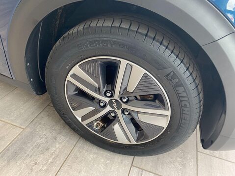 Kia Niro 1.6 GDi 2 DCT Euro 6 (s/s) 5dr 9