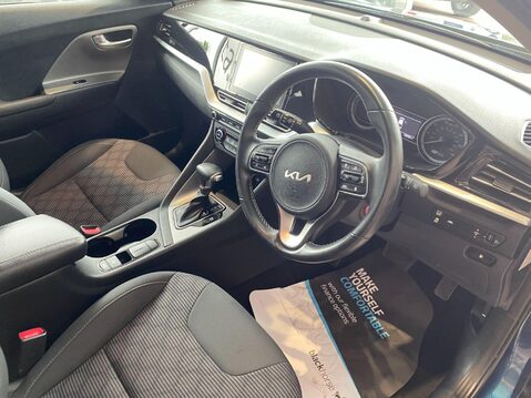 Kia Niro 1.6 GDi 2 DCT Euro 6 (s/s) 5dr 17