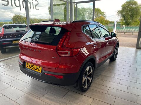 Volvo XC40 2.0 B4 MHEV Plus DCT Auto Euro 6 (s/s) 5dr 6