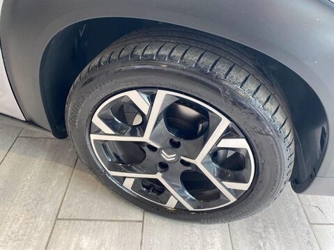 Citroen C3 Aircross 1.2 PureTech MAX Euro 6 (s/s) 5dr 11