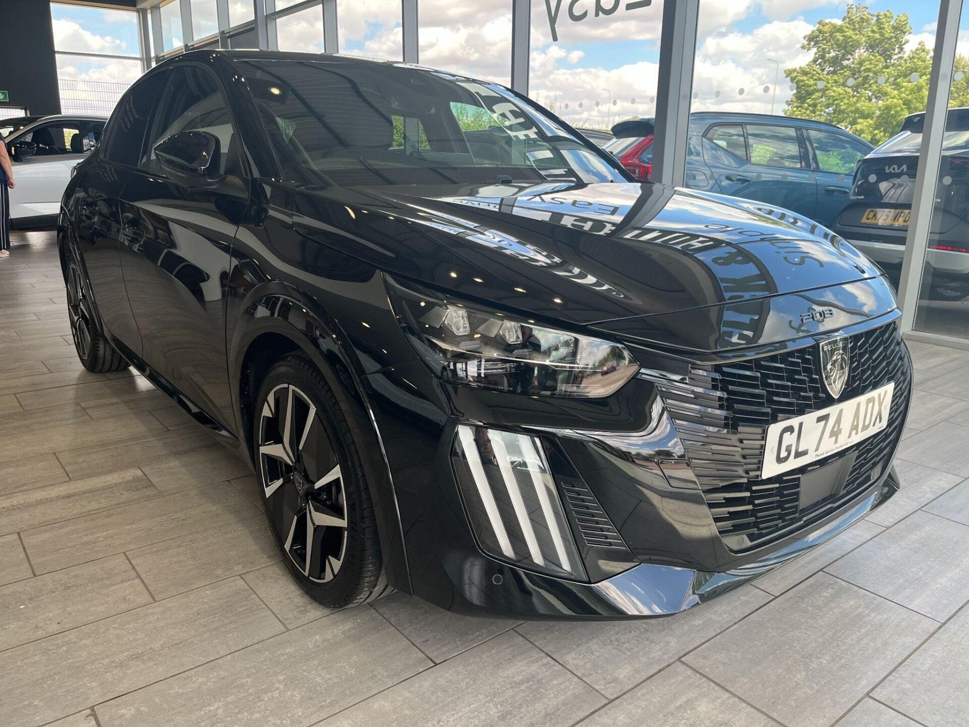 Peugeot 208
