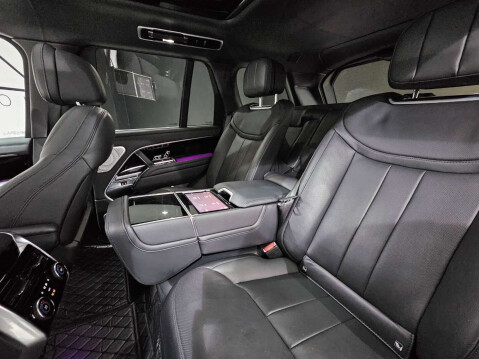Land Rover Range Rover 3.0 Range Rover Autobiography D MHEV Auto 4WD 5dr 11