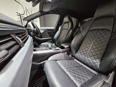 Audi A4 3.0 S4 TFSI Quattro Auto 4WD 4dr 4