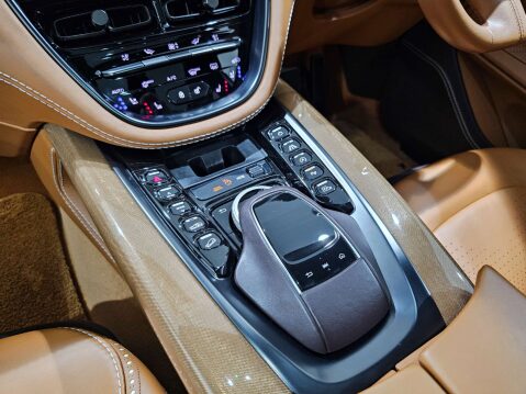 Aston Martin DBX 4.0 DBX V8 Auto 4WD 5dr 19