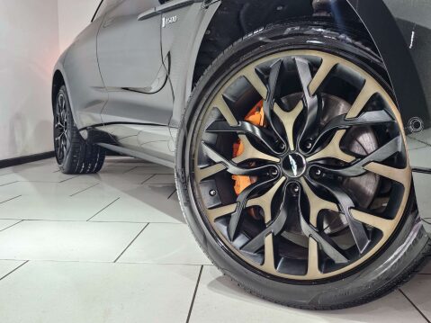 Aston Martin DBX 4.0 DBX V8 Auto 4WD 5dr 31