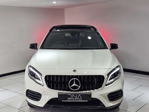 Mercedes-Benz GLA 2.1 GLA 220 AMG Line Premium+ D 4Matic Auto 4WD 5dr 11