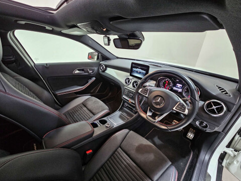 Mercedes-Benz GLA 2.1 GLA 220 AMG Line Premium+ D 4Matic Auto 4WD 5dr 41