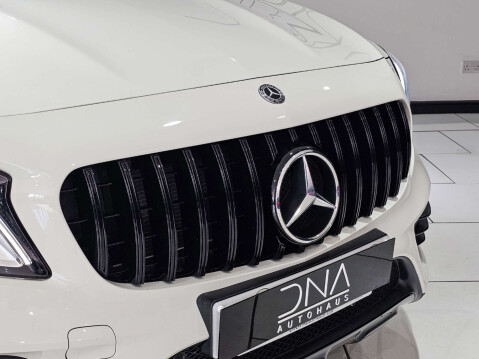 Mercedes-Benz GLA 2.1 GLA 220 AMG Line Premium+ D 4Matic Auto 4WD 5dr 8