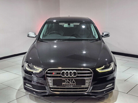 Audi A4 3.0 S4 TFSI Quattro Auto 4WD 4dr 9
