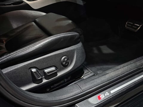 Audi A4 3.0 S4 TFSI Quattro Auto 4WD 4dr 12