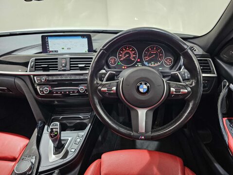BMW 3 Series 3.0 330d xDrive M Sport Shadow Edition Auto 4WD 5dr 25