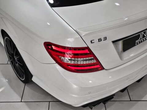 Mercedes-Benz C Class 6.2 C63 AMG Auto 2dr 43