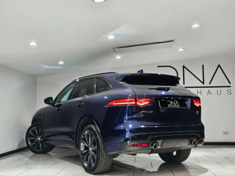 Jaguar F-Pace 3.0 F-PACE V6 S AWD D Auto 4WD 5dr 3