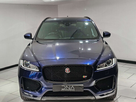 Jaguar F-Pace 3.0 F-PACE V6 S AWD D Auto 4WD 5dr 24