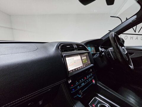 Jaguar F-Pace 3.0 F-PACE V6 S AWD D Auto 4WD 5dr 34