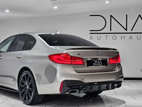 BMW 5 Series 3.0 530D xDrive M Sport Auto 4WD 4dr 11