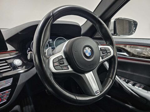BMW 5 Series 3.0 530D xDrive M Sport Auto 4WD 4dr 17