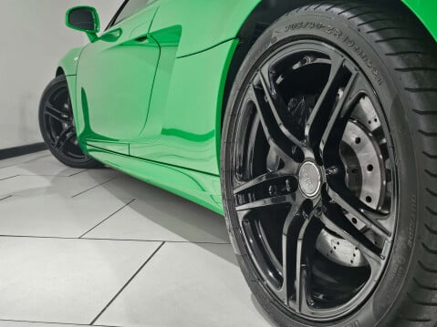 Audi R8 5.2 R8 Spyder Quattro V10 Semi-Auto 4WD 2dr 31