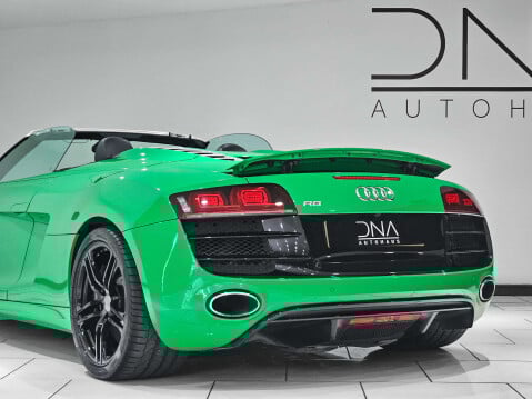 Audi R8 5.2 R8 Spyder Quattro V10 Semi-Auto 4WD 2dr 13