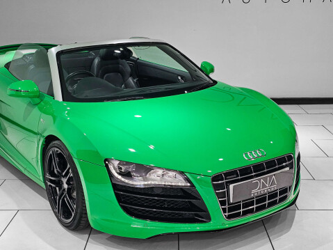 Audi R8 5.2 R8 Spyder Quattro V10 Semi-Auto 4WD 2dr 27