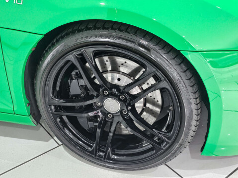 Audi R8 5.2 R8 Spyder Quattro V10 Semi-Auto 4WD 2dr 37